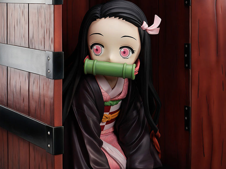 Crimson Moon Demon Girl Figure